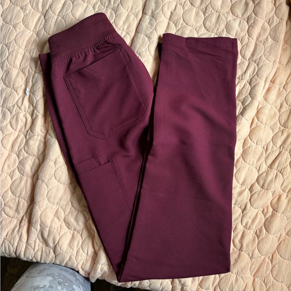 Figs High Waisted Yola Skinny Scrub Pants - Picture 12 of 12